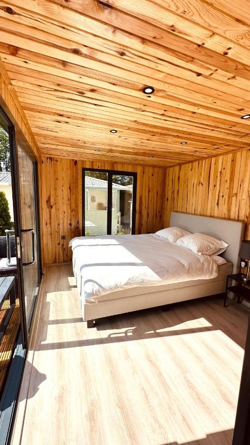 Luxe Tiny House Bij Het Leekstermeer Matsloot Exterior foto